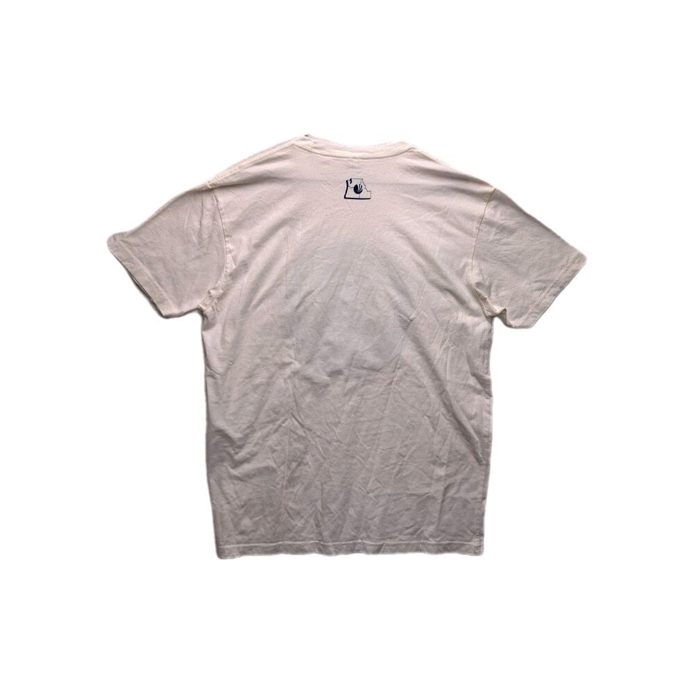 UFO Abduction Big Foot Funny T-Shirt Graphic Print White Short Sleeve Size XL - Picture 2 of 6